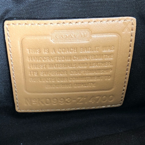 NWOT Coach Leather Purse - Picture 8 of 9